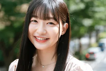 “補聴器の天使”我妻ゆりか、初写真集発売で「私のために頑張ってくれた皆を喜ばせたい!!」【美少女スクランブル】