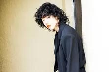 あいみょん、新曲「ハート」先行配信決定！“くるんくるん”パーマヘアの新アー写＆ジャケ写も公開