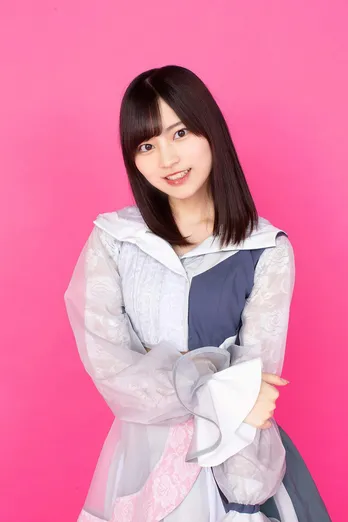 #ババババンビ宇咲、美脚チラリなワンピ姿の“デートコーデ”に「スタイル抜群ですね」「最強」の声