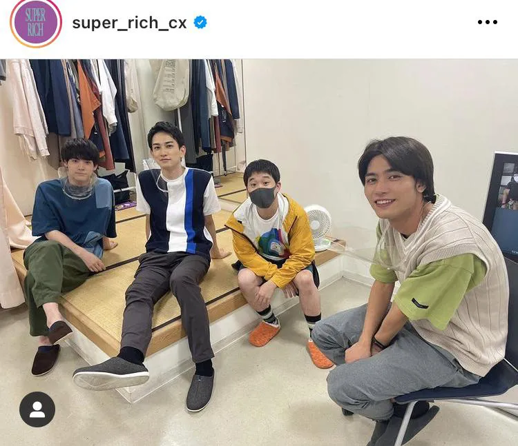 ※「SUPER RICH」公式Instagram(super_rich_cx)より