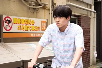 <SUPER RICH>赤楚衛二“優”が逃亡する戸次重幸“一ノ瀬”を発見!江口のりこ“衛”も一ノ瀬の元へ…