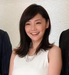 倉科カナ、萌え袖ひらひら、もじもじ番宣に「可愛すぎる～！」「ズルい…、すぐに帰ります」とファン悶絶＜ハンオシ＞