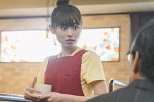 福原遥“幸”、200万円弁償のため喫茶店でバイトスタート 高梨臨“樹”は不吉な暗示にも強気「仕事先、ほぼ決まってますから」<アンラッキーガール!>