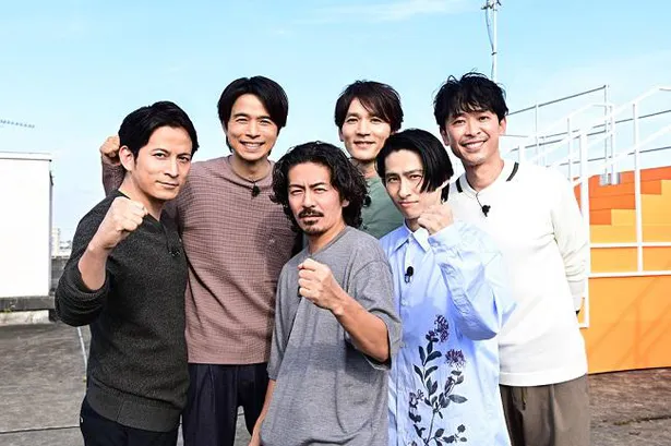 V6が全員で最後の 学校へ行こう に生出演 未成年の主張 でメンバーが思わず涙する姿も Webザテレビジョン