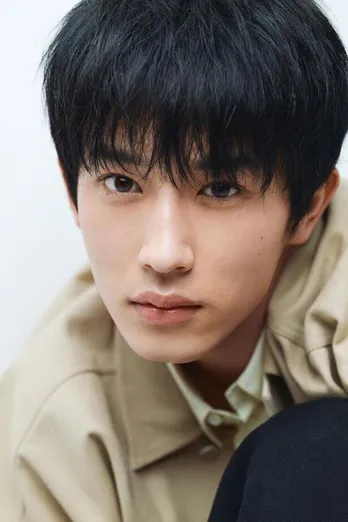 杉野遥亮&杉咲花、“萌え袖”がたまらない…!二人の後ろ姿に「キュンキュンする!」「かわいすぎるカップル」の声<恋です!>