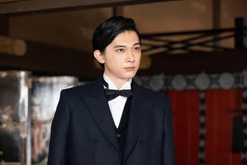 ＜青天を衝け＞吉沢亮“栄一”、銀行倒産の危機に大勝負へ打って出る！草なぎ剛“慶喜”は断髪&洋装姿で栄一と再会