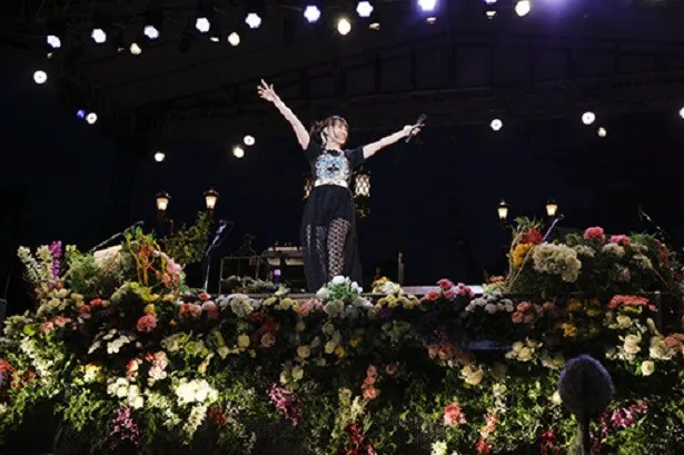 天女になった水樹奈々 出雲大社で初ライブ 画像5 6 芸能ニュースならザテレビジョン