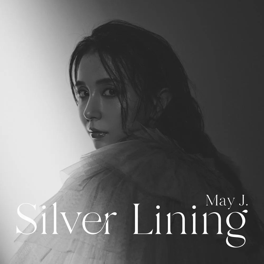 May J.『Silver Lining』(CD＋DVD)ジャケット写真