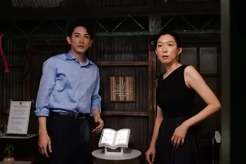 <SUPER RICH>赤楚衛二“優”、江口のりこ“衛”を抱きしめた町田啓太“空”を問い詰める「僕が納得するように説明してください!」