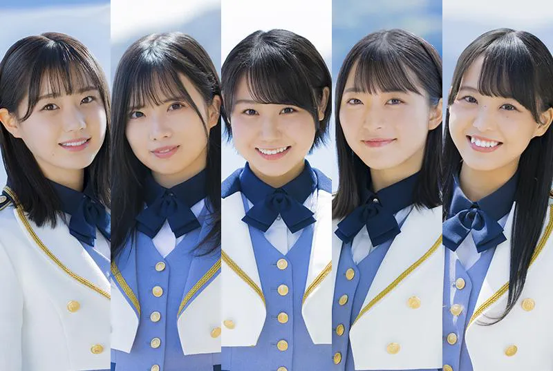 今村美月、兵頭葵、榊美優、福田朱里、瀧野由美子による5人組のガールズバンド・青い向日葵　