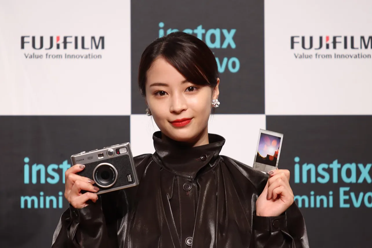 富士フイルム「instax“チェキ”新製品発表会」より