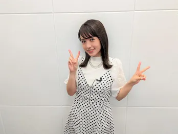 逢田梨香子、VRで「バイオハザード4」初体験！　ゾンビに襲われながらも犬を助ける愛犬家ぶりを発揮！