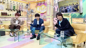 津田健次郎、自身の小学生時代の“不思議ちゃん行動”に「暑いからやられてたんだろうね(笑)」<声優と夜あそび>