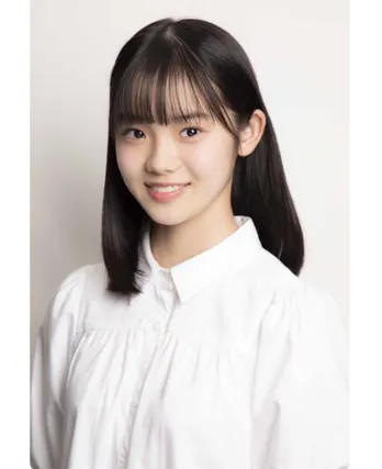 志田音々＆志田こはく、仲良し“美人姉妹”SHOTに注目集まる「仲良し姉妹かわゆす」「尊い」