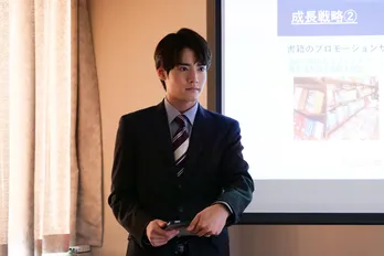 <SUPER RICH>赤楚衛二“優”、出世話の一方で「土下座なんてされても困る」と言い放つ 江口のりこ“衛”は体調不良を内緒に