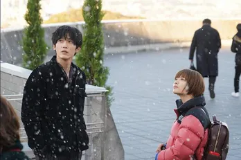 杉野遥亮“森生”が入院!慣れない松葉杖で杉咲花“ユキコ”と歩調を合わせられず「ユキコさん待って~!」<恋です!>