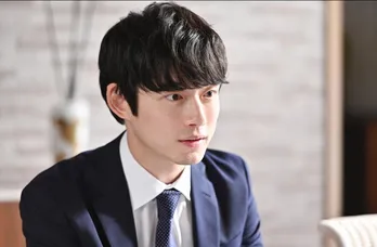 坂口健太郎“百瀬”の気持ちがわからない…！第8話ラストで百瀬暴走　急展開に視聴者ぼう然「どういうこと!?」＜ハンオシ＞