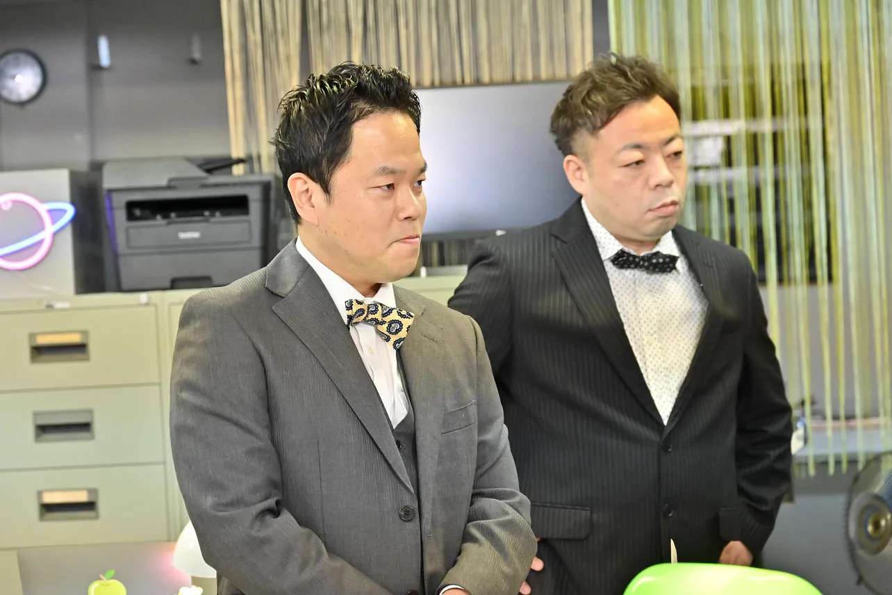 ゲスト調査員として出演したダイアンのユースケ・津田篤宏(写真右から)