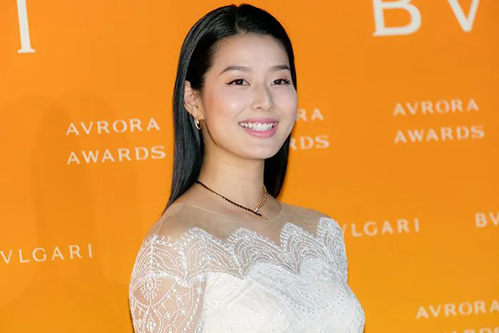 すみれ「BVLGARI AVRORA AWARDS 2021」より