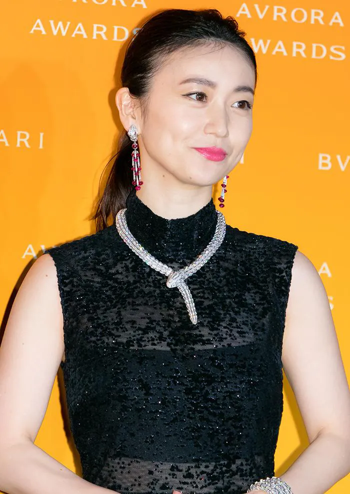 大島優子「BVLGARI AVRORA AWARDS 2021」より