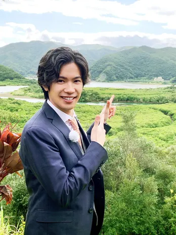 キンプリ神宮寺勇太、単独MC番組で奄美大島へ。旅の相棒に「僕もああいう大人の男性に…」と惚れ惚れ