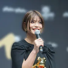 阿部詩、大ファンである二宮和也からの呼び捨てに一本負け