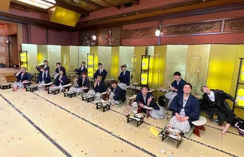 内田真礼、小松未可子、上坂すみれ、徳井青空、金田朋子らMC陣総勢15名が集結<声優と夜あそび2021 大忘年会SP>開催「やらかし大賞 2021」が決定