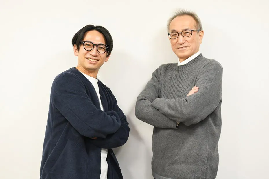 佐藤満春(左)と藤井青銅