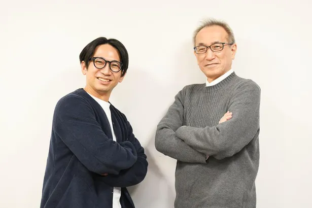 佐藤満春(左)と藤井青銅