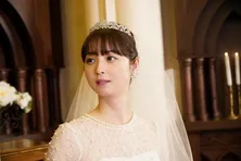 佐々木希“千紗”が二人の男性の間で恋に揺れるラブコメディースタート！＜ユーチューバーに娘はやらん！＞