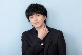 林遣都、“先の展開”を信じて怪しさ満点に演じる“パーフェクトな王子様”『後でどう見返されても大丈夫だと思える』＜「愛しい嘘～優しい闇～」インタビュー＞