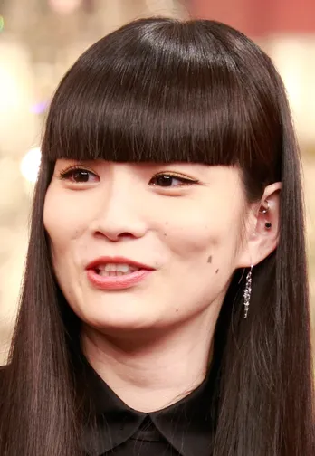 秋元梢、モデルとして葛藤「気の強さ…それは父譲りなのかな」