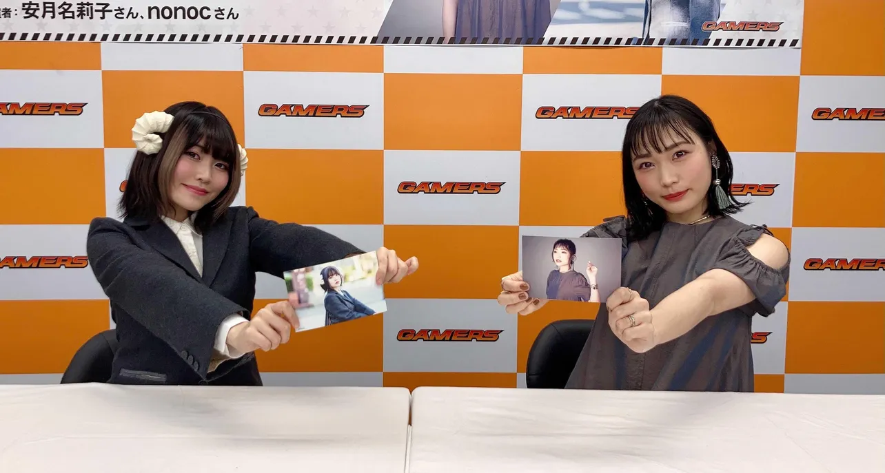 アニメ「ハコヅメ～交番女子の逆襲～」のイベントに登場したnonocと安月名莉子(写真左から)