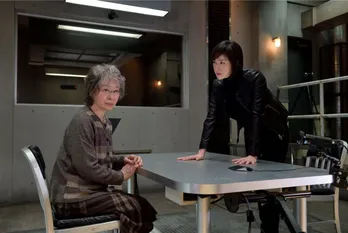 【試写室】「緊急取調室」三田佳子の一言に背筋が凍る