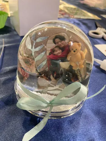 トリンドル玲奈、浅香航大への最後のプレゼント、自身制作の手作りスノードームの写真を公開「恩返し出来たかな?」<私たち結婚しました 2>