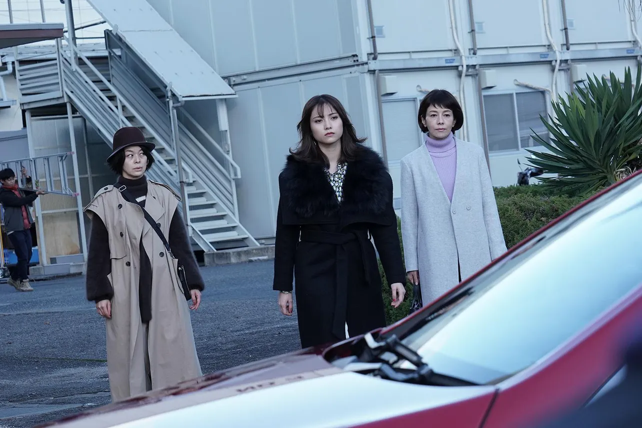 マリコ(沢口靖子)ら科捜研チームが“女優コート”をめぐって巻き起こる陰謀に迫る　