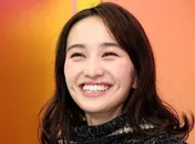 百田夏菜子、高めツインテール姿にファン歓喜「何歳になっても似合う!」朝日奈央との共演喜ぶ声も