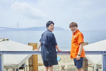 男性芸人初、マユリカのビキニ写真集が2700部突破 担当編集者「フレッシュでかわいい一冊を目指した」