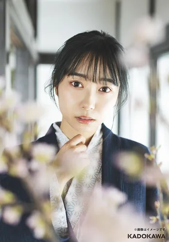 歌手 / 声優・小林愛香、人生初の挑戦「髪を切る」、2nd写真集が発売決定