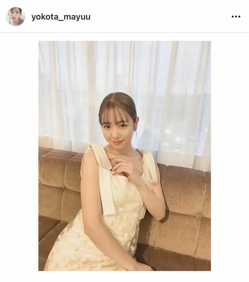 透明感あふれる…横田真悠のドレスSHOT