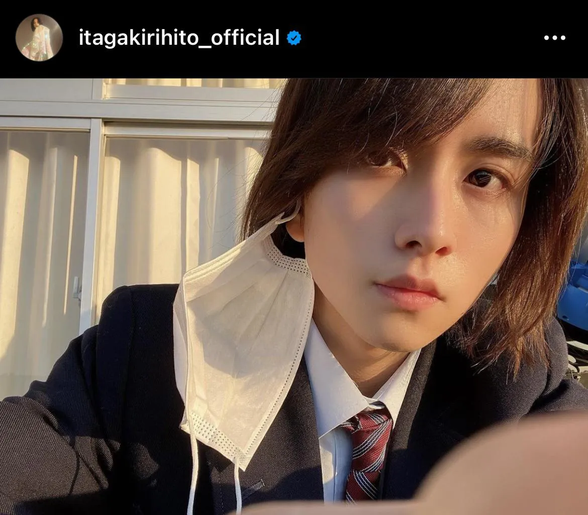 ※画像は板垣李光人公式Instagram(itagakirihito_official)のスクリーンショット