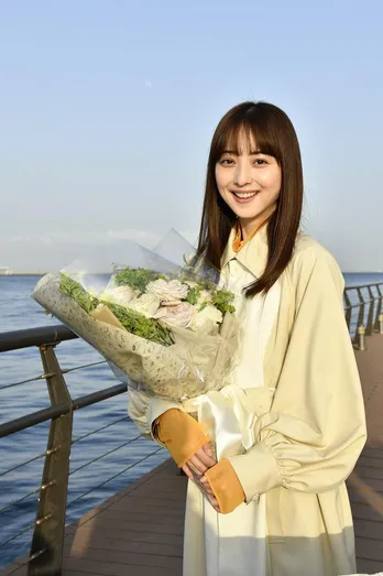 佐々木希「コメディってこんなにも楽しいんだ！」クランクアップで挑戦の日々を振り返る＜ユーチューバーに娘はやらん！＞