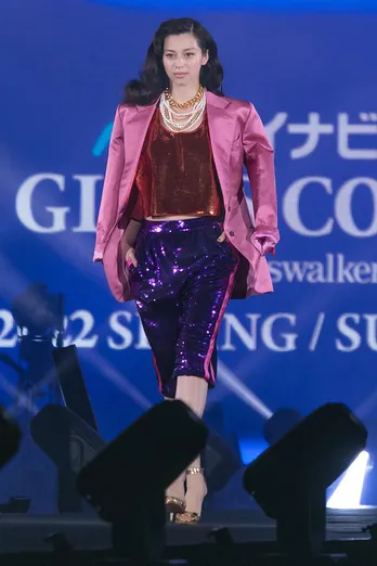 中条あやみ「東京ガールズコレクション」5回連続トップバッター　2年ぶり有観客で開催の中、圧倒的オーラで魅了