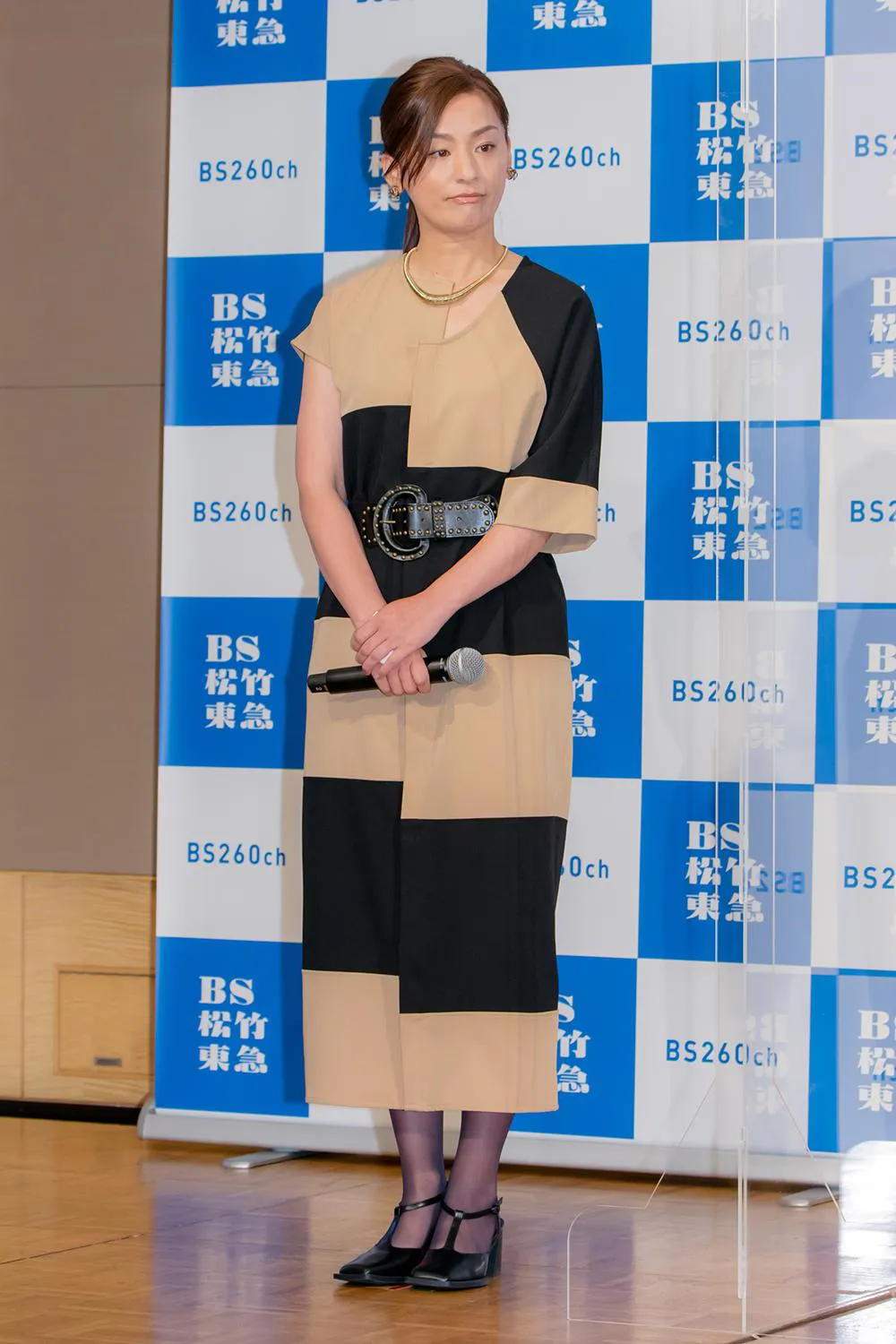 尾野真千子