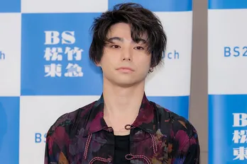 村上虹郎、ピアノの腕前を井上真央に暴露され動揺「母親に怒られる」