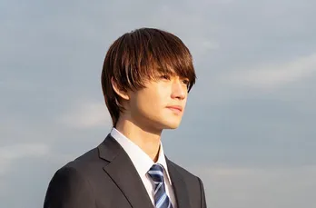 佐野勇斗、10年後の目標は「誰かの人生にいい影響を与えられる人」 <『就活タイムカプセル』インタビュー>