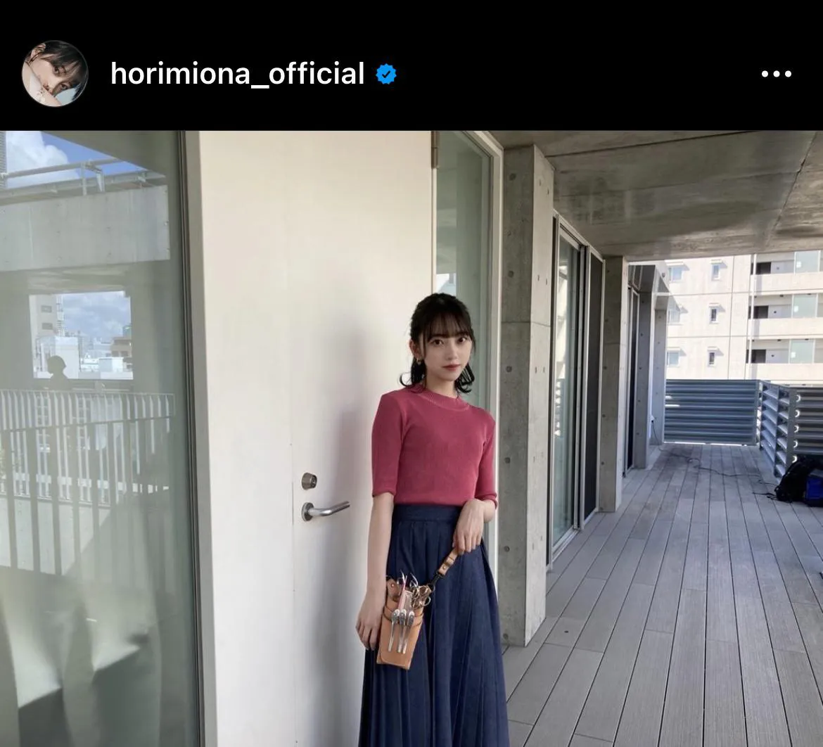 ※堀未央奈オフィシャルInstagram(horimiona_official)より