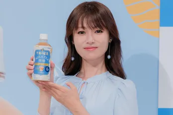 深田恭子、清楚な水色のドレスで登場「こんな世界があるんだ」サーフィンとの出会いで実感した“奇跡”を告白