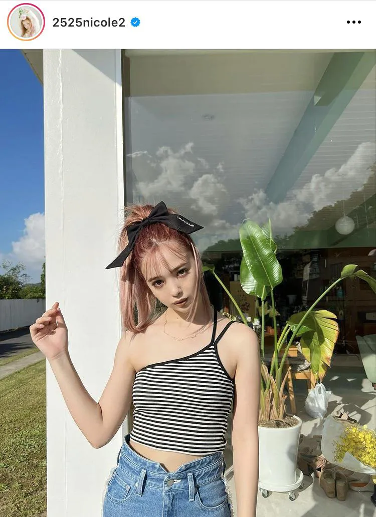 ※藤田ニコル公式Instagram(2525nicole2)のスクリーンショット