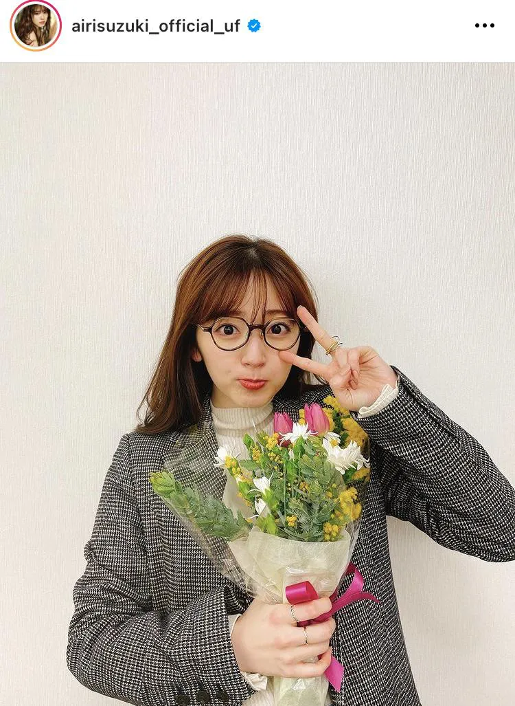 画像・写真 鈴木愛理、美しい鎖骨で魅了…！“大胆”キャミSHOTに